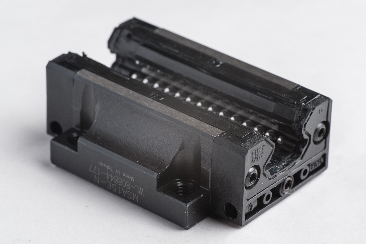 Каретка MSA15E - вид снизу